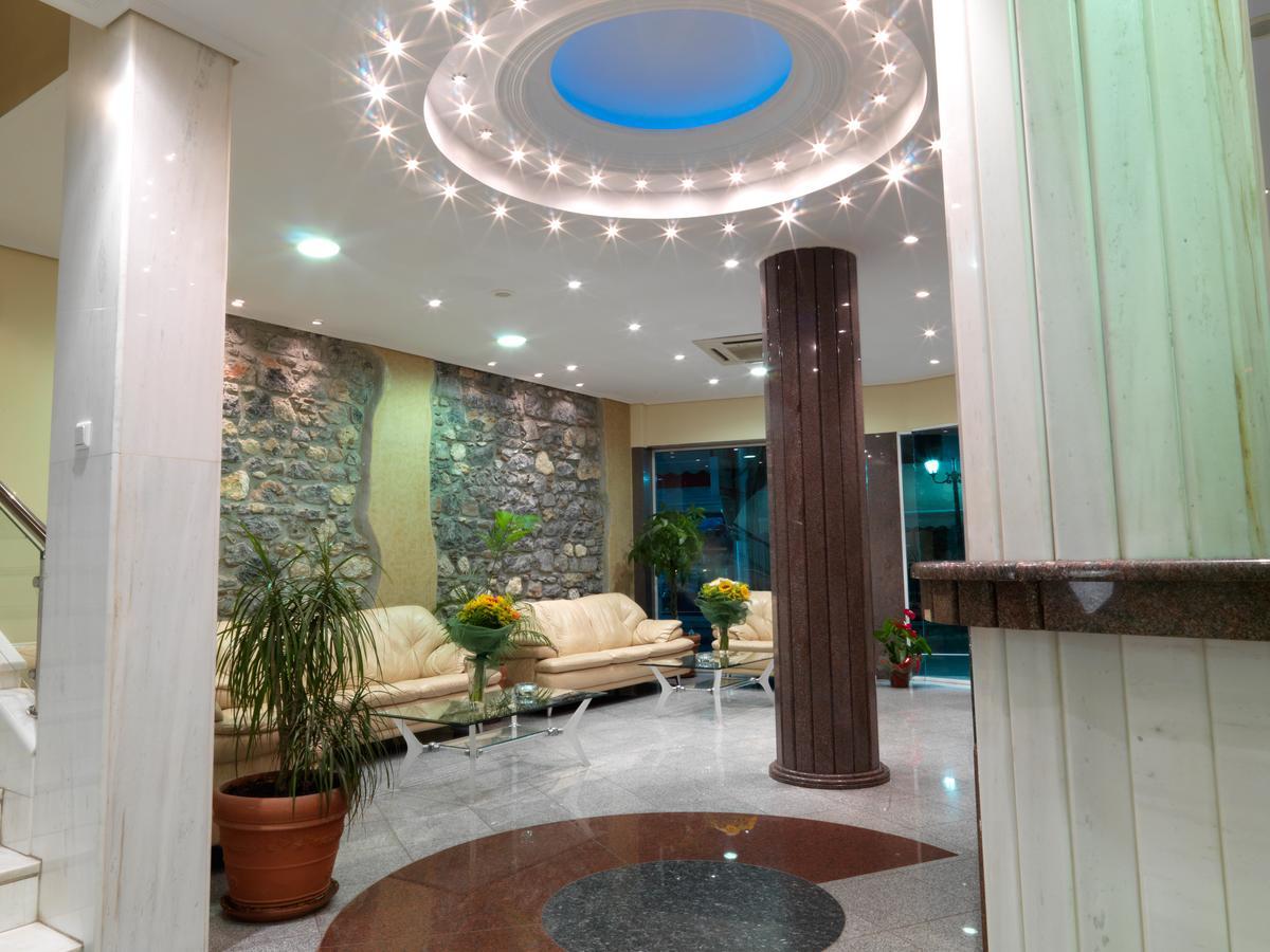 Alex Hotel Триполис Екстериор снимка